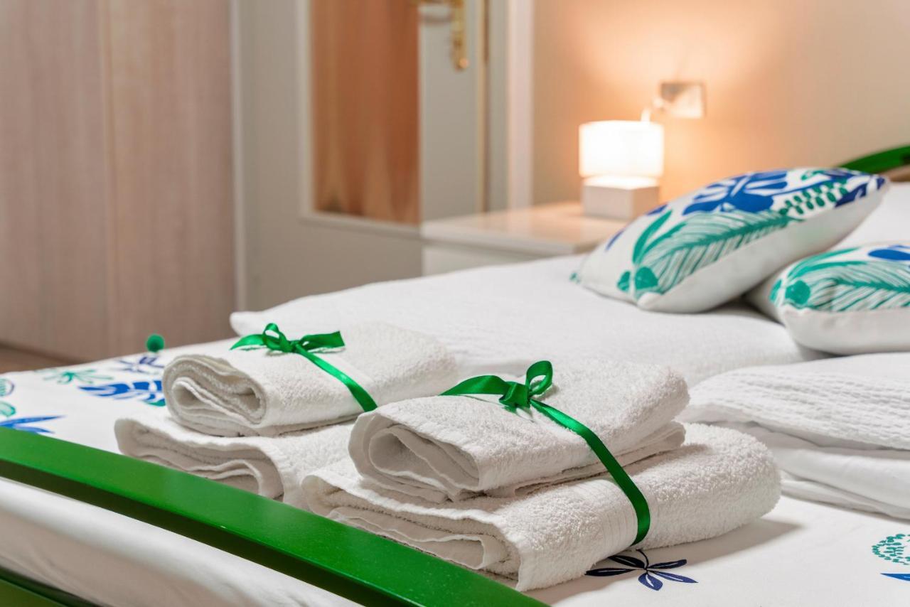 Iseo Portelle Holiday With Private Parking And Bike Storage Exteriér fotografie